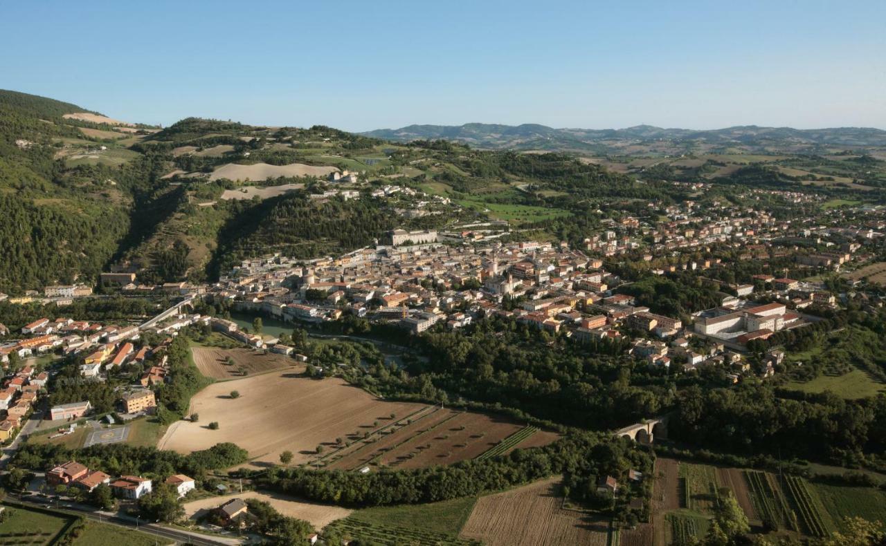 Il Cavallino Fossombrone Eksteriør bilde